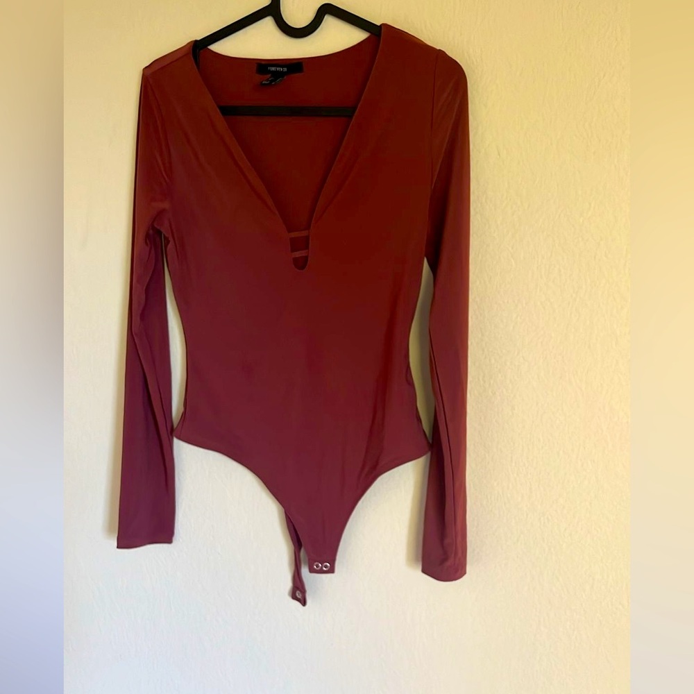 Brown bodysuit with V neck
